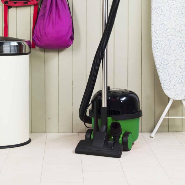 Numatic 906766 Henry Pet Vacuum Cleaner - Green